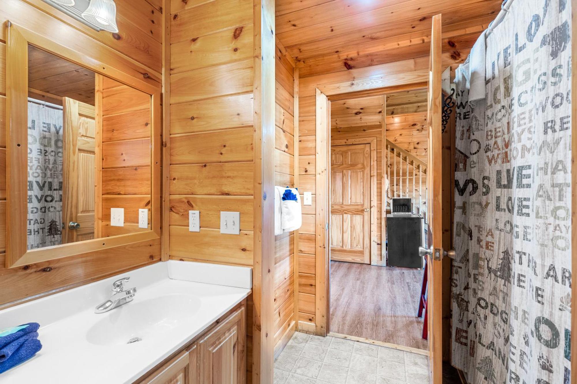 A Higher Calling, 1089 Of Free Area Attraction Tickets For Each Paid Day, Dollywood And More! Pigeon Forge Ngoại thất bức ảnh