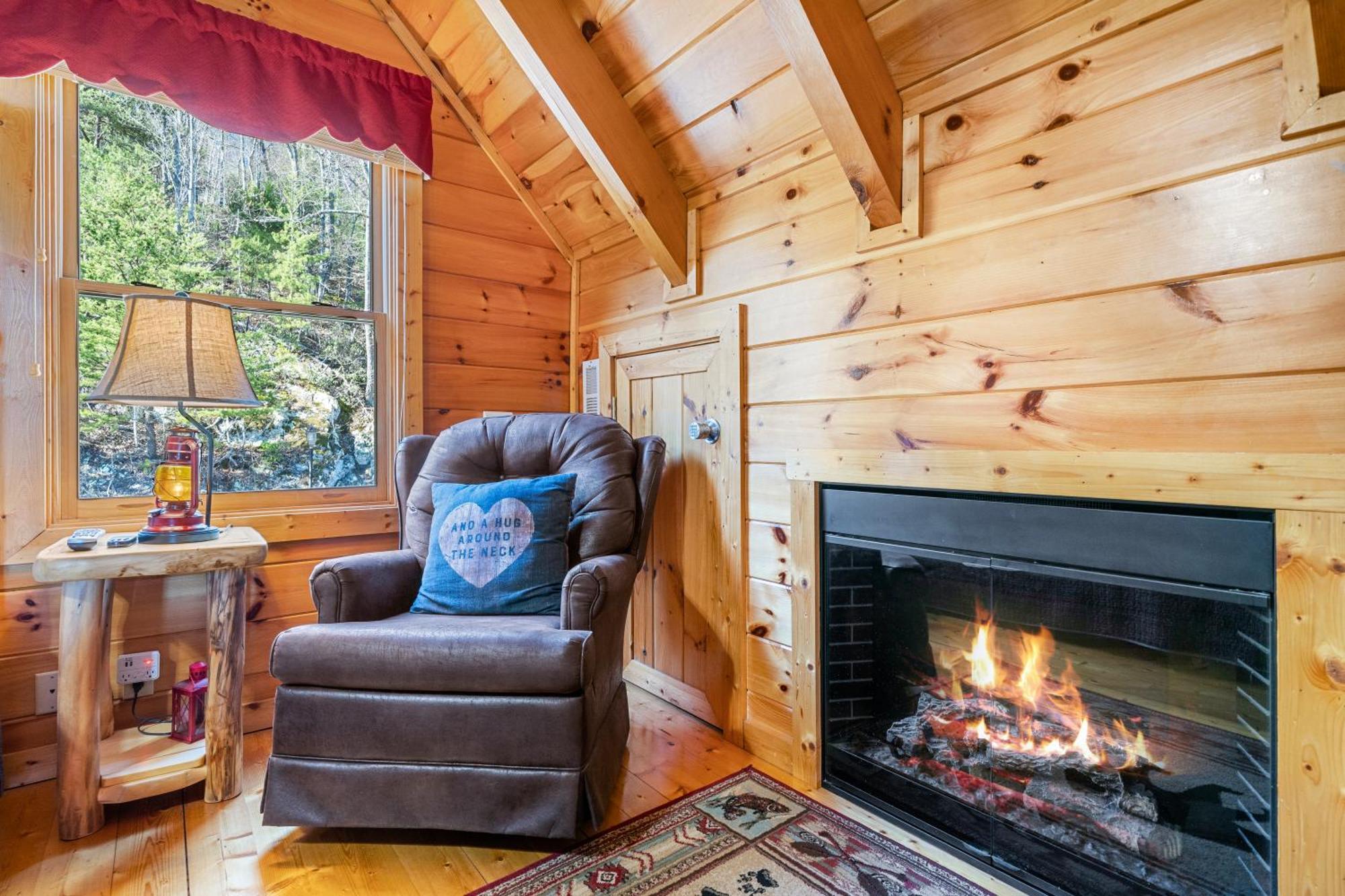 A Higher Calling, 1089 Of Free Area Attraction Tickets For Each Paid Day, Dollywood And More! Pigeon Forge Ngoại thất bức ảnh