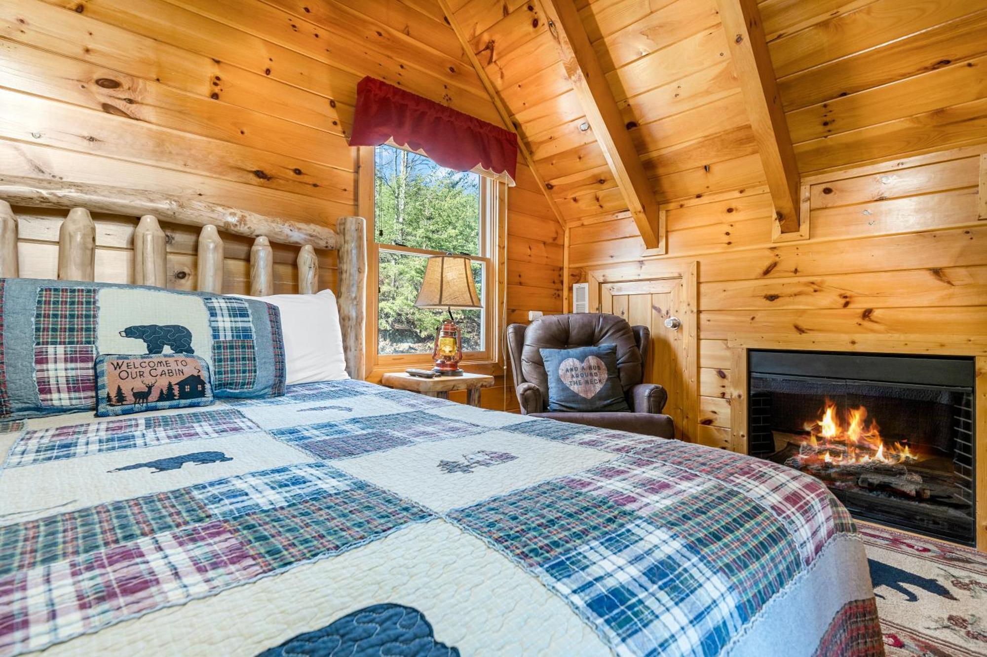 A Higher Calling, 1089 Of Free Area Attraction Tickets For Each Paid Day, Dollywood And More! Pigeon Forge Ngoại thất bức ảnh